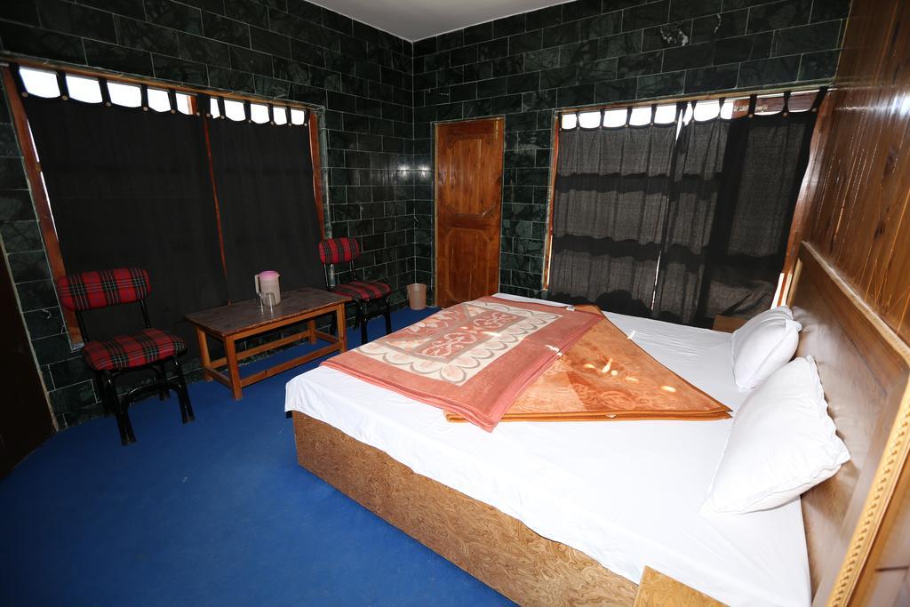 Hotel Ridge View Manāli Rom bilde