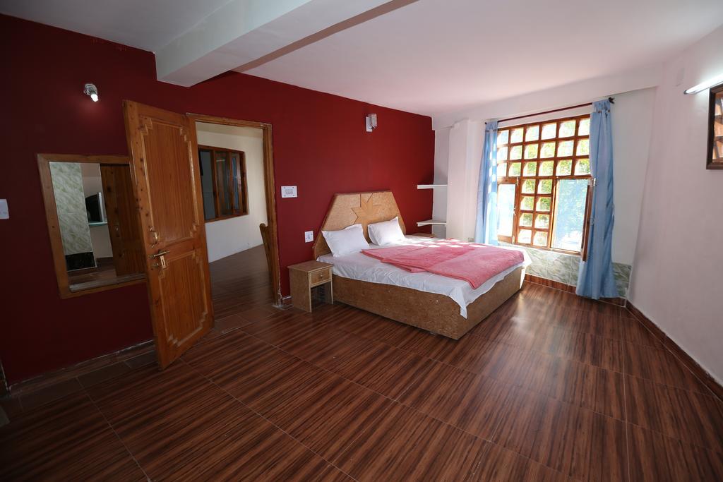 Hotel Ridge View Manāli Rom bilde