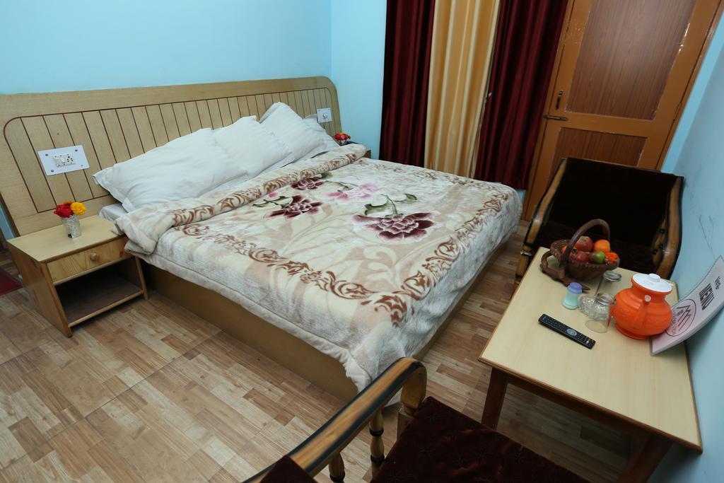Hotel Ridge View Manāli Rom bilde